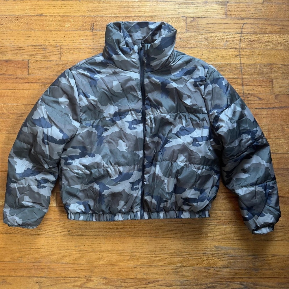 Wild Fable Camo Puffer Jacket Green Gray Orange Lined Large Cropped